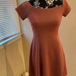 Forever 21 l Mini Dress l Mauve l M